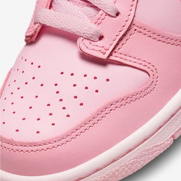 Nike dunk Low Gs Triple Pink Athletic Shoes - Picture 7 of 8